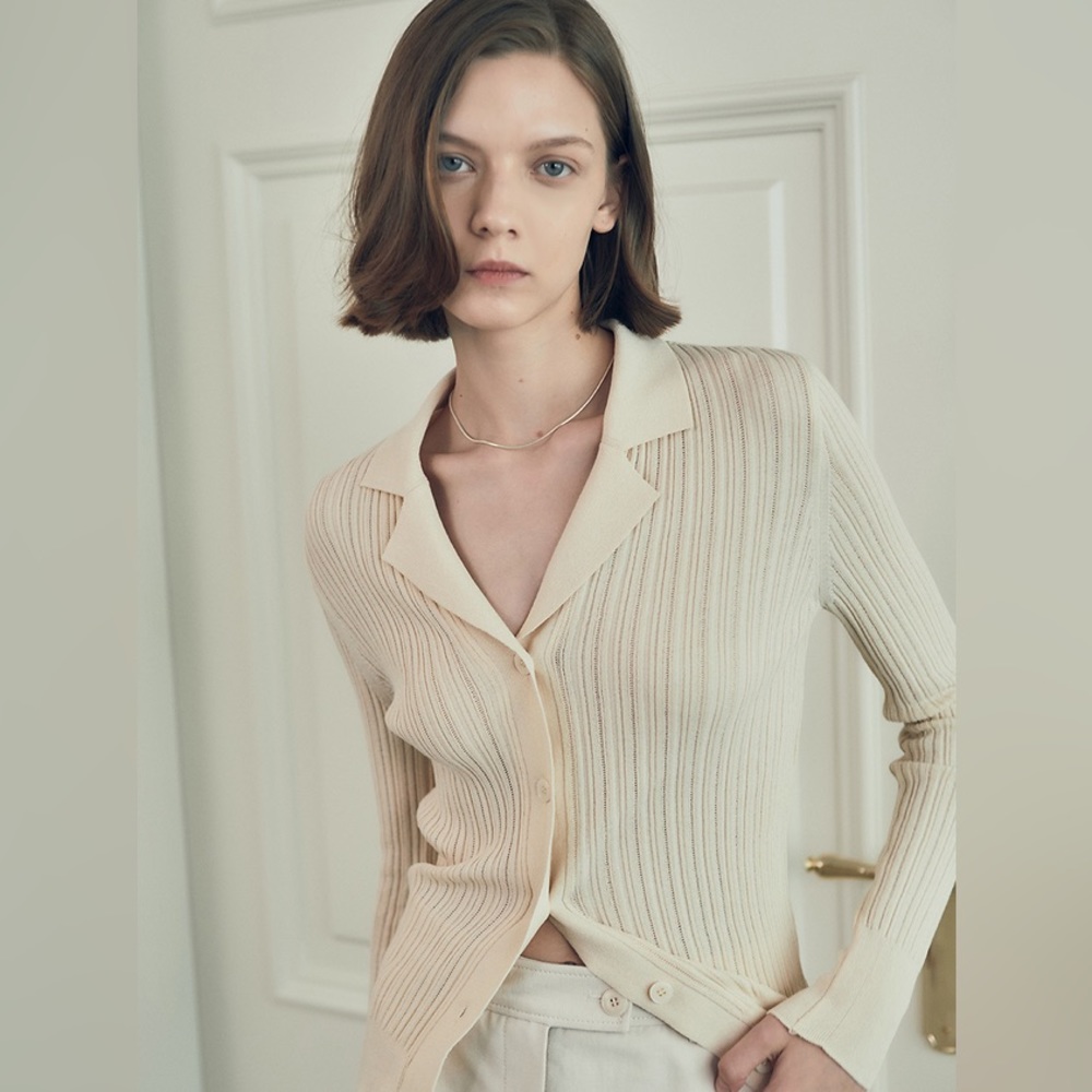 LOEUVRE Open Collar Knit- As seen on Transit Love (Korean reality show EXchange)